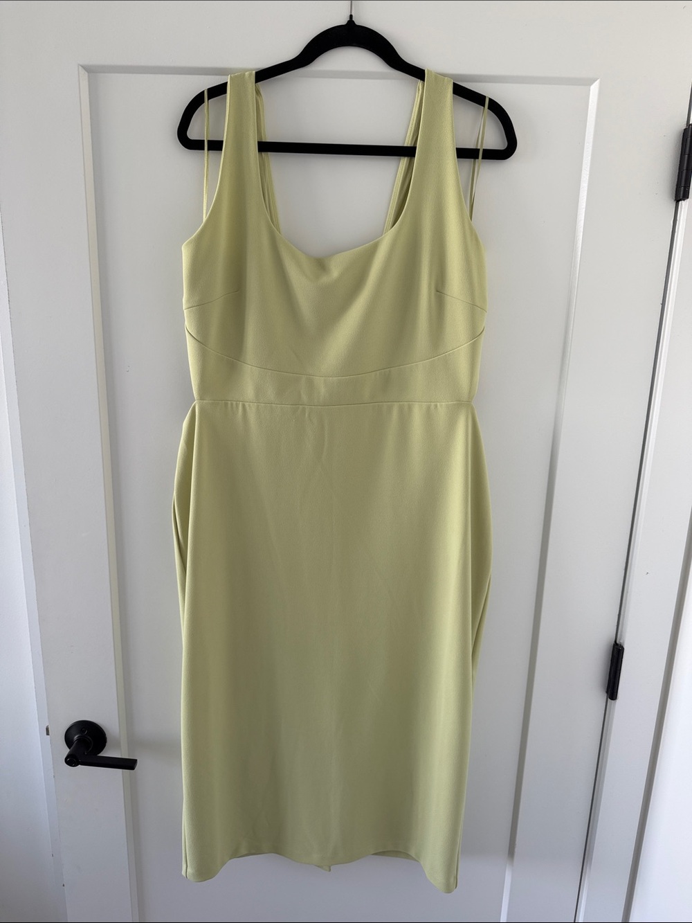 Scoop Neck Cutout Sleeveless Dress in Light Green